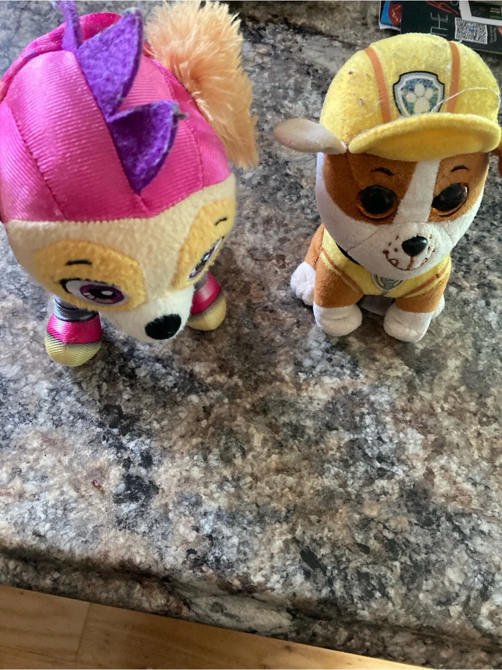 Set of two paw patrol animals